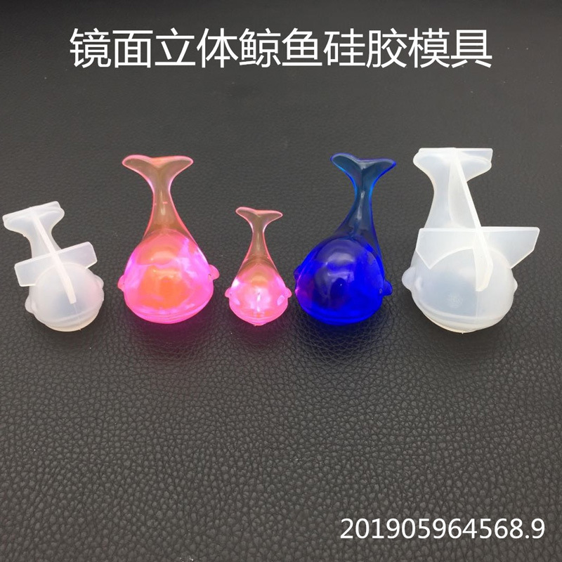 DIY Crystal Gutta Percha Mirror Stereo Whale Mold Aromatherapy Gypsum Handmade Ornament Size Ferrule